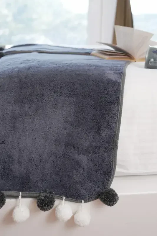 Wellsoft Pompon Scarf /shawl/etol / Bed Runner-anthracite - 3