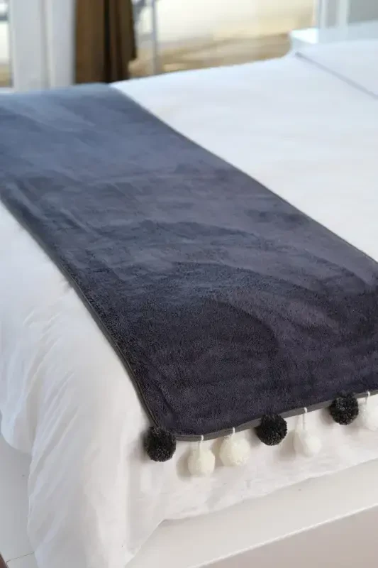 Wellsoft Pompon Scarf /shawl/etol / Bed Runner-anthracite - 4