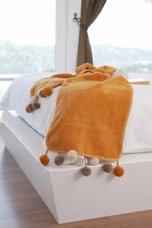 Wellsoft Pompon Scarf /shawl/etole/bed Runner-mustard - CAKKA