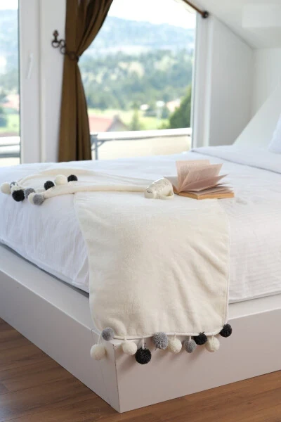 Wellsoft Ponponlu Atkı /şal/etol/yatak Runner-ekru - Modazone (1)