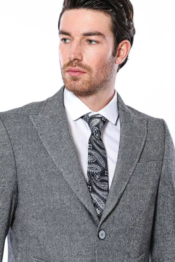 Wessi brand, gray, pointed collar, knee-length men's coat. - 2