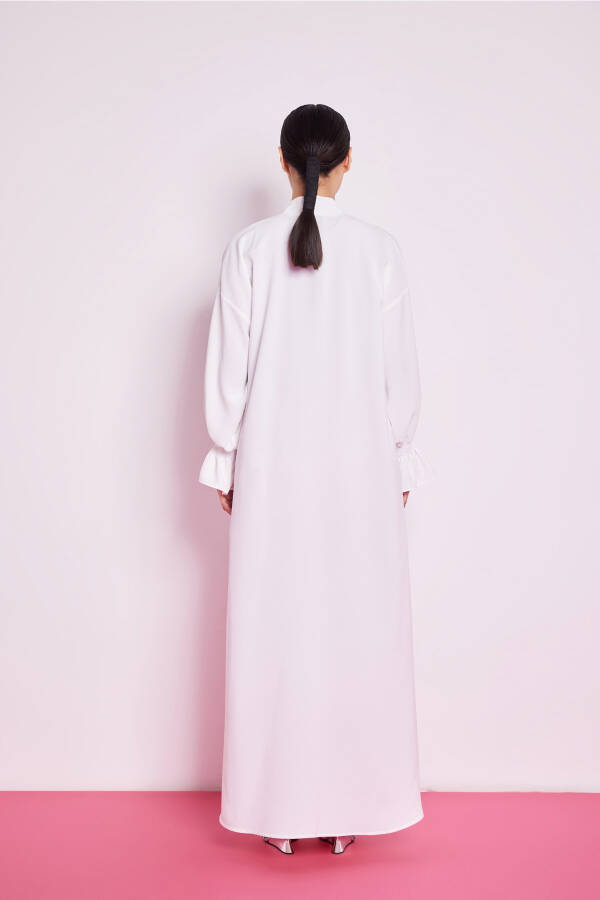 White Abaya with Elastic Sleeve Details - 6