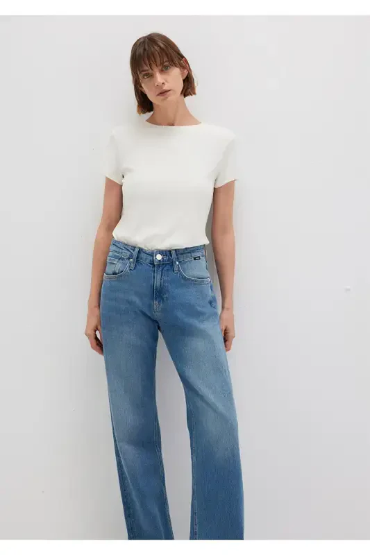 White Basic T-Shirt Slim Fit / Slim Fit 1612904-80 - MAVI