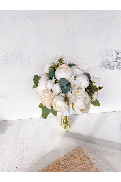 White Bridal Bouquet Peony Rose Eucalyptus New Season - DORA DESIGN (1)