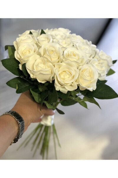 White Bridal Bouquet Rose - LINABUKETT (1)