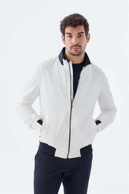 White Comfort Fit Hooded Comfortable Seasonal Sports Coat - 4