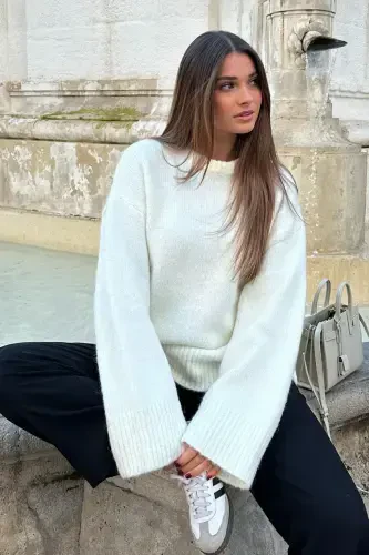 White Crew Neck Oversize Knitwear Sweater MG1972-White - 1
