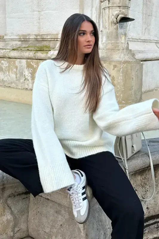 White Crew Neck Oversize Knitwear Sweater MG1972-White - 6