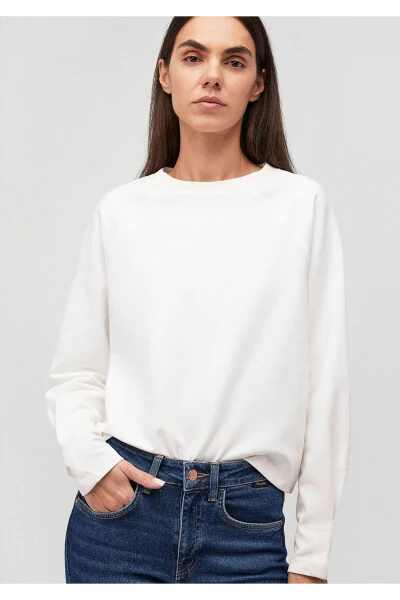 White crew neck sweatshirt (1S10150-70057) - MAVI (1)