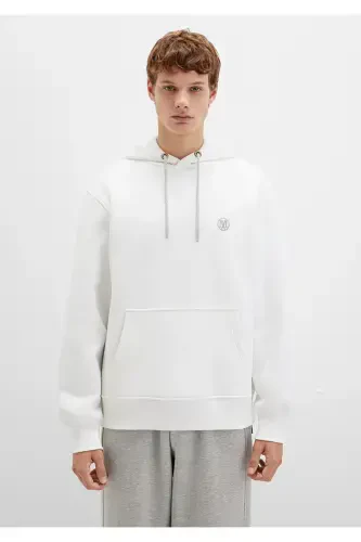 White Hoodie with Embroidered Logo 065809-34519 - 4