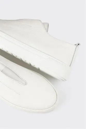 White Leather Men's Casual Shoes - 5