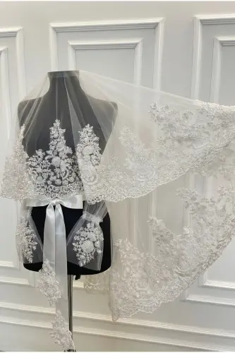 White Luxury Vip Deluxe Bridal Veil Set, Henna Night Veil 6-Piece Full Set - White - ZEYMERADE (1)