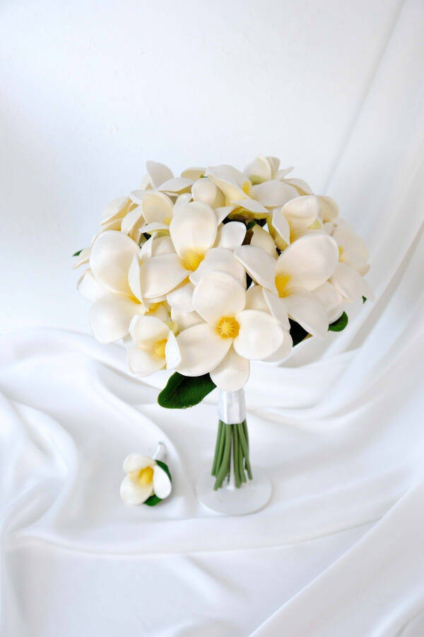 White Magnolia Nobility Bridal Flower - 2