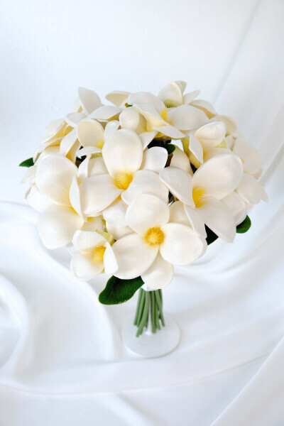 White Magnolia Nobility Bridal Flower - 3