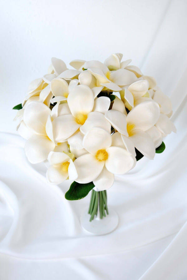 White Magnolia Nobility Bridal Flower - 3