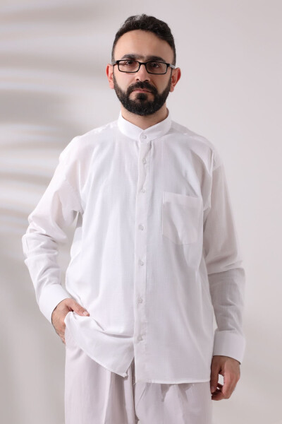 White Men Loose Fit Single Pocket Mandarin Collar Hajj and Umrah Linen Shirt - 1