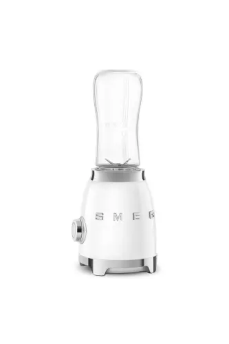 White personal blender in 50s style - 5
