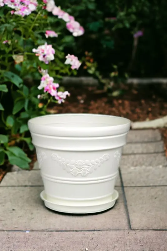 White Pot with Antique Daisy Pattern 3 Liters - 5