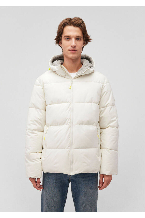 White puffer jacket with hood (0110211-71621) - 4