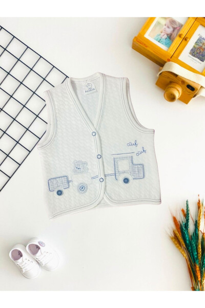 White quilted vest with a cheerful train of babies embroidery. - DERİNBEBE