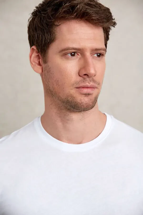 White Regular Fit Plain 100% Cotton Crew Neck T-shirt - 5