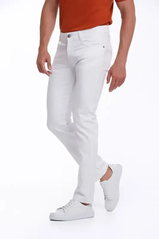 White Regular Fit Plain Cotton 5 Pocket Jeans - 3