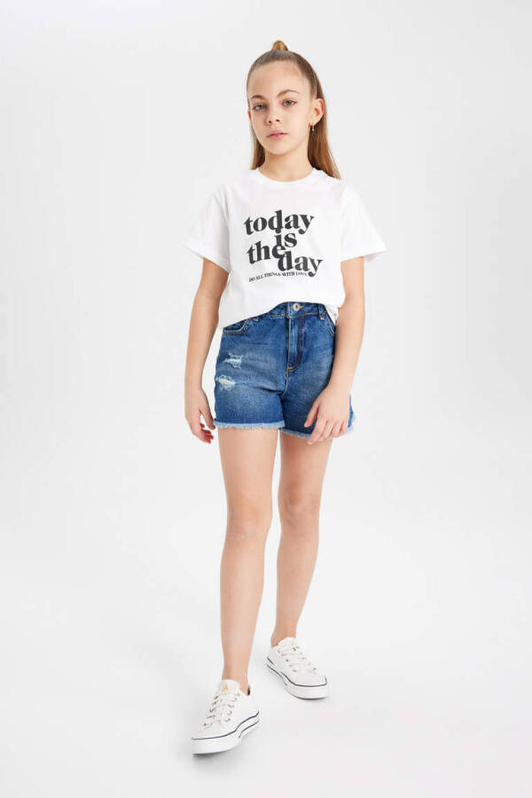 White Short-Sleeved Printed T-Shirt for Girls - 2