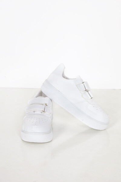 White Sneaker for Young Kids - 4