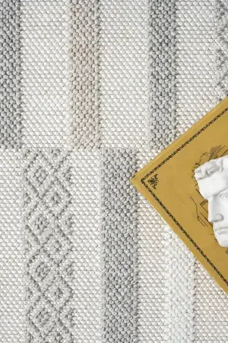 White Soft Textured Rug Carpet Living Room Kitchen Hallway Runner Woven Machine Carpet 003-Cream 2 - 3