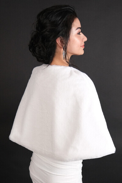 White Stole Bridal Bolero Fur Brooch Bridal Fur - LIMELIA (1)