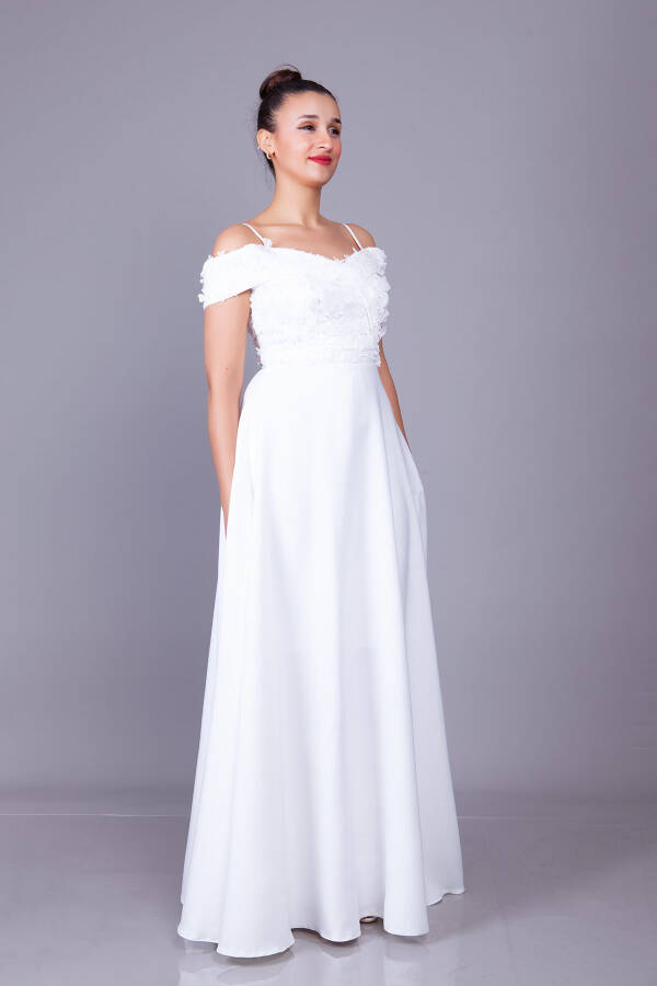 White Strapless Off-the-Shoulder Floral Tulle Detail Maxi Length Flared Evening Dress - 6