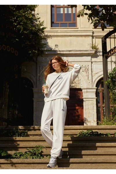 White Sweatshirt with Logo Print 1s10148-70069 - MAVI