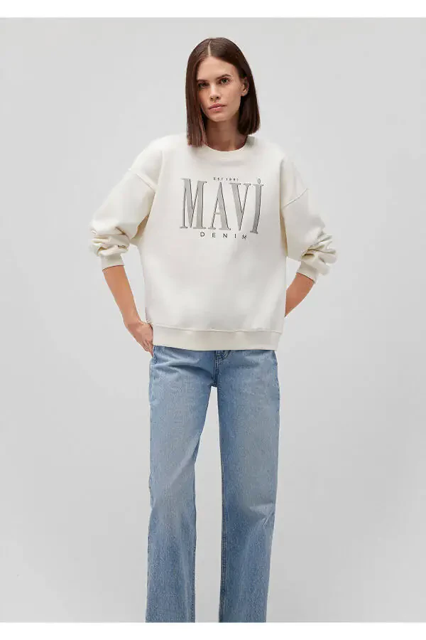 White Sweatshirt with Logo Print 1s10177-80194 - 13