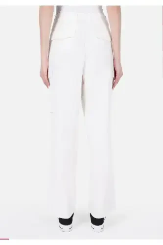 White, wide leg, high waisted women's trousers. - 2