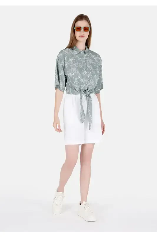 White women's shorts - 3