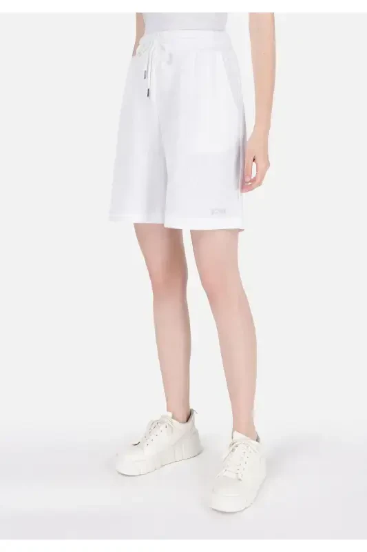 White women's shorts - 4