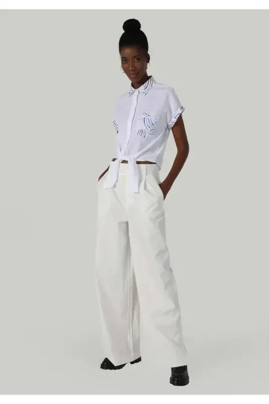 White women's wide leg, high waisted pants. - 1