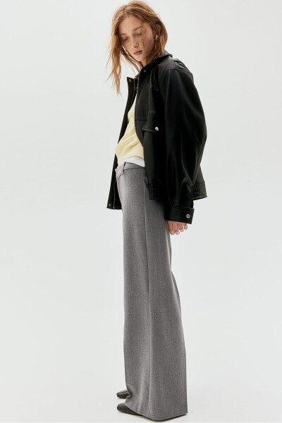 Wide and stylish pants - 4