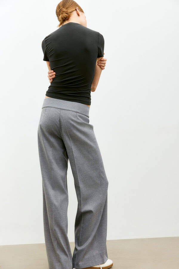 Wide and stylish pants - 4