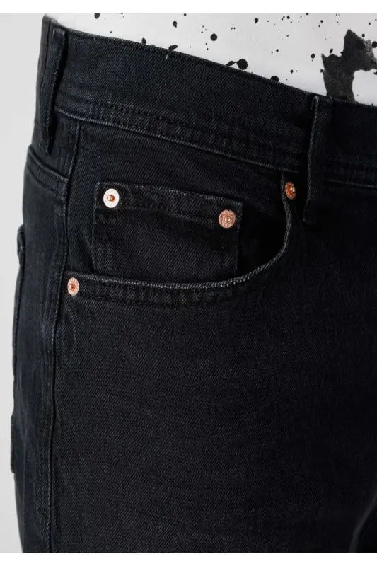 Wide fit, tapered leg, grey men's jeans. - 5