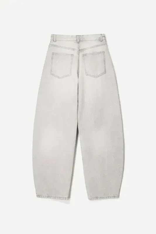 Wide leg barrel jeans - 1