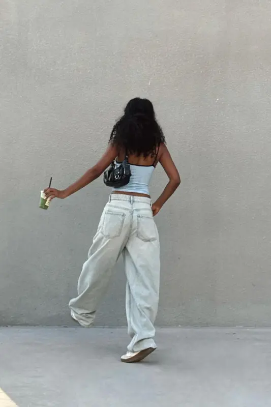 Wide leg barrel jeans - 6