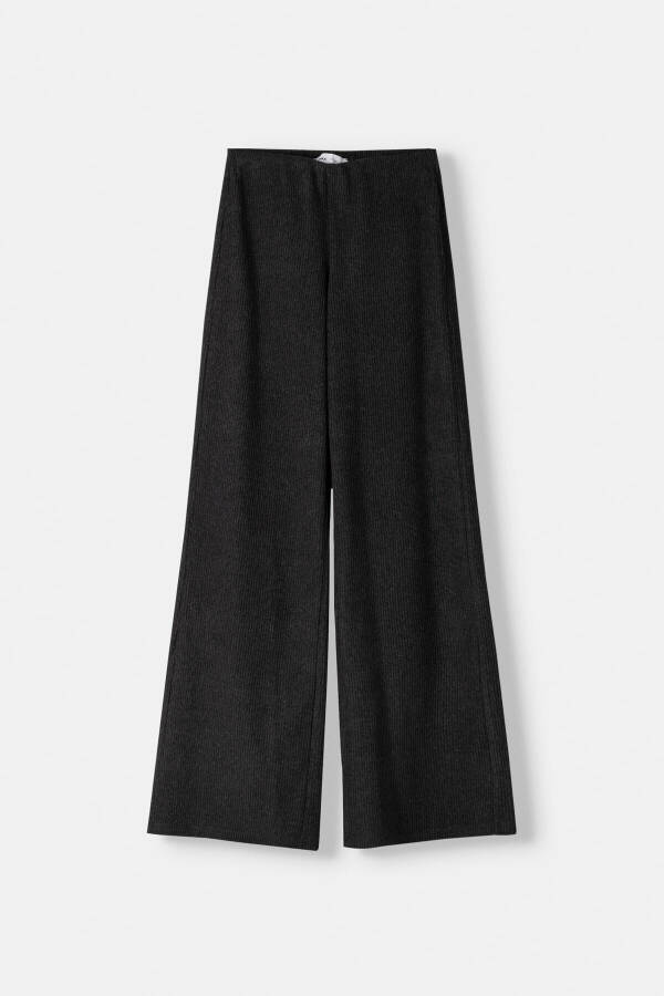 Wide leg flared pants - 3