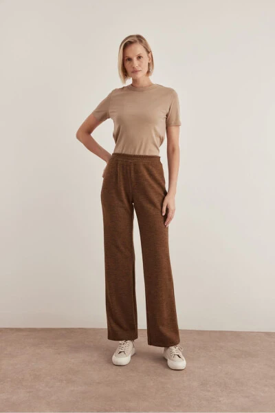 Wide-Leg Pants - AKER
