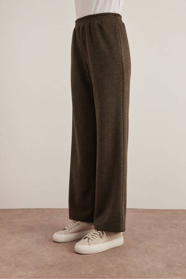 Wide-Leg Pants - 4