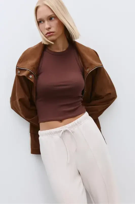 Wide leg pants with stitch details and soft fabric. - 3