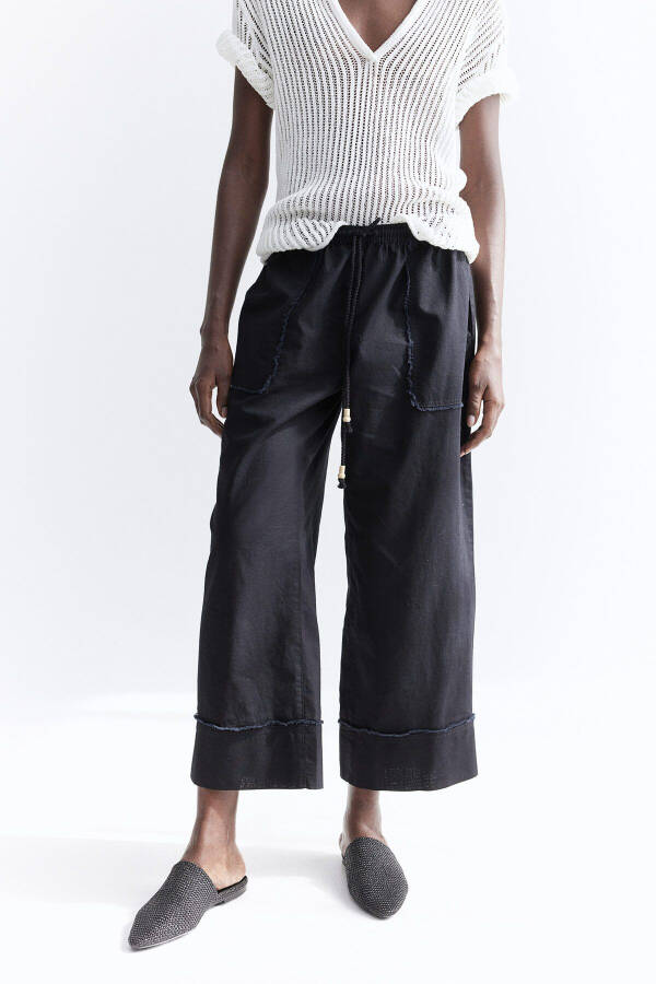 Wide, linen blend trousers. - 2