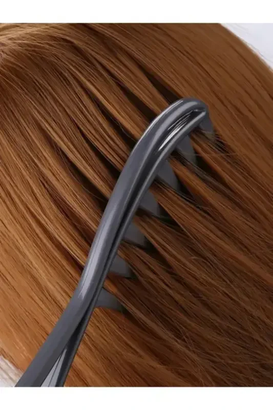 Wide-Spaced Professional Wax Comb - 2