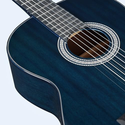 WINZZ 4/4 Klasik Gitar, 39 İnç Tam Boy Naylon Telli Gitar Yeni Başlayanlar ve Yetişkinler için, Ücretsiz Dersler, Gig Çantası, Ayaklık, Kapo, Tuner, Askı ve Kayış ile Tam Klasik Gitar Seti (Parlak Mavi) - 5