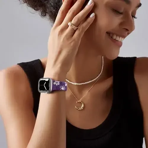 Witzon Floral Band Apple Watch Bands bilan mos keladi Ayollar uchun 40mm 41mm 38mm 42mm 44mm 45mm 46mm 49mm, iWatch Series 11 10 9 8 7 6 5 4 3 2 SE Ultra uchun o'yib yozilgan yoqimli gul silikon naqshli tasma - 2